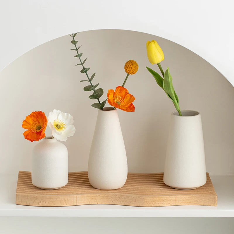 White Ceramic Flower Vase for Elegant Home Decor