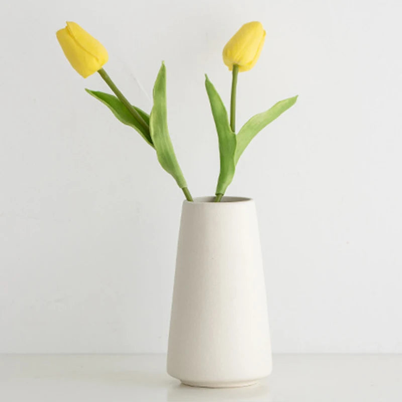 White Ceramic Flower Vase for Elegant Home Decor